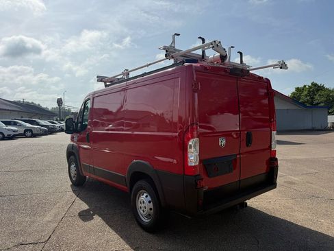 Used 2021 RAM ProMaster 1500 w/ Convenience Group FWD image 4
