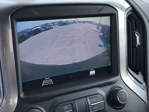 Used 2021 Chevrolet Silverado 1500 LT Trail Boss w/ Bed Protection Package AWD/4WD image 28