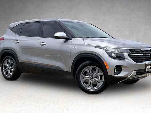 Certified 2026 Kia Seltos LX FWD image 19