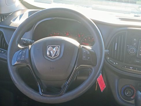 Used 2020 RAM ProMaster City Tradesman image 17