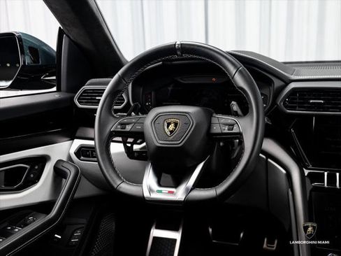 Used 2024 Lamborghini Urus S AWD/4WD image 33