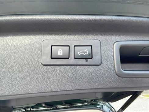 Used 2023 Subaru Forester Touring w/ Popular Package #3 image 45