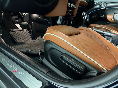 Used 2024 MINI Cooper S image 13