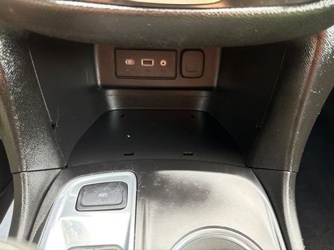 Certified 2020 Chevrolet Equinox LT w/ Driver Convenience Package AWD/4WD image 32