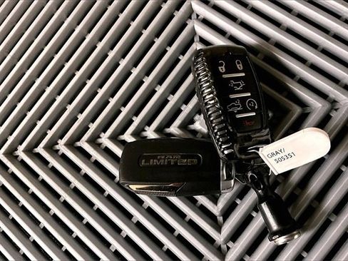 Used 2021 RAM 1500 Limited image 11