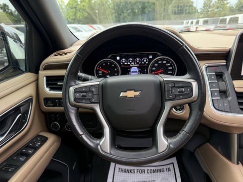 Used 2021 Chevrolet Suburban Premier AWD/4WD image 24
