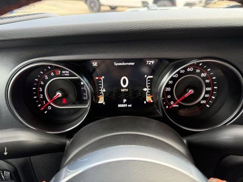 Used 2021 Jeep Gladiator Mojave image 22