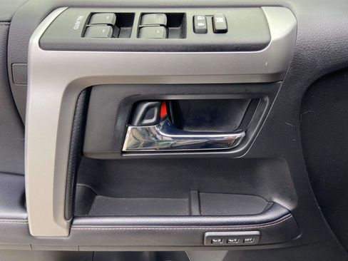 Used 2023 Toyota 4Runner Limited image 14