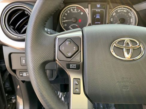 Used 2023 Toyota Tacoma SR5 w/ Technology Package image 23