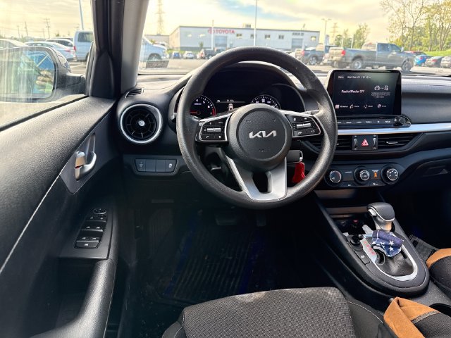 Used 2024 Kia Forte LXS FWD image 17