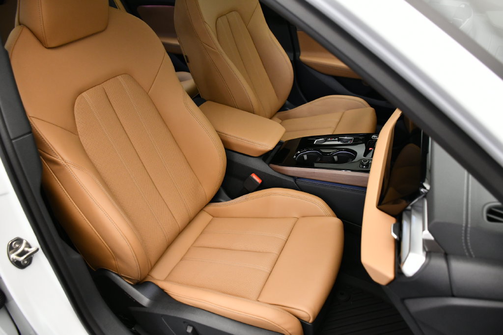 Used 2025 Audi A5 Premium Plus w/ Premium Plus AWD/4WD image 48