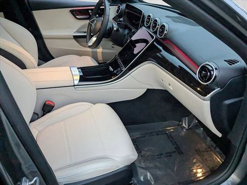 Used 2025 Mercedes-Benz C 300 Sedan image 20