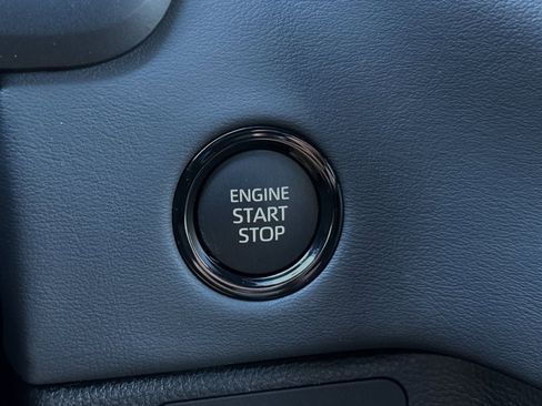 New 2025 Toyota Tundra Platinum image 23