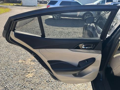 Used 2016 Nissan Maxima 3.5 S image 10