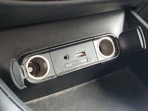 Used 2018 Kia Soul + FWD image 15