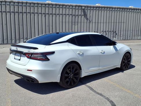 Used 2023 Nissan Maxima SR w/ Sport Mat Group image 5