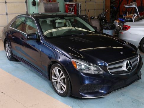 Used 2016 Mercedes-Benz E 350 Sedan image 6