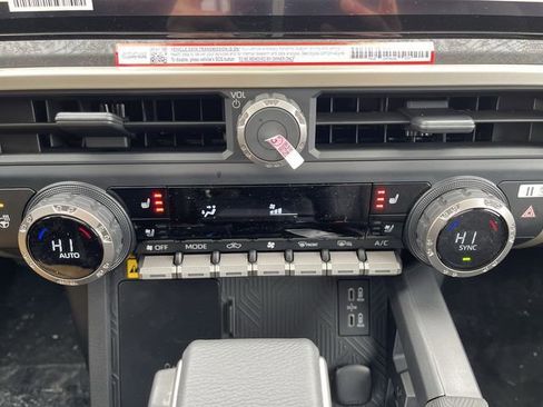 New 2026 Toyota Tacoma Limited AWD/4WD image 19