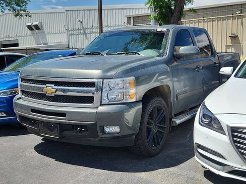 Used 2011 Chevrolet Silverado 1500 LTZ w/ LTZ Plus Package AWD/4WD image 3