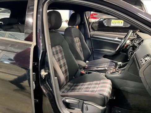 Used 2019 Volkswagen GTI S image 7