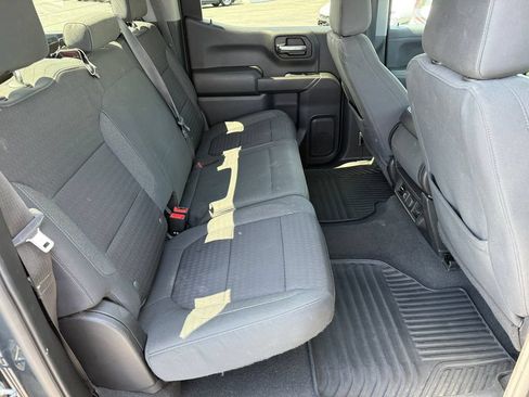 Used 2021 Chevrolet Silverado 1500 LT RWD image 17