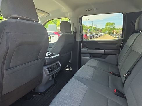 Used 2022 Ford F150 XLT w/ Equipment Group 302A High AWD/4WD image 9