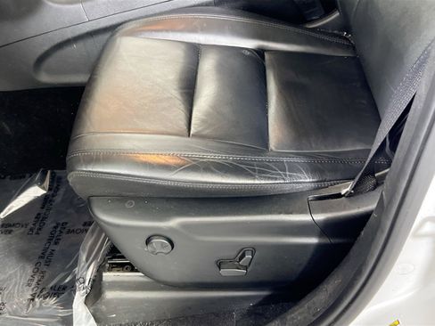 Used 2022 Jeep Grand Cherokee Limited image 19