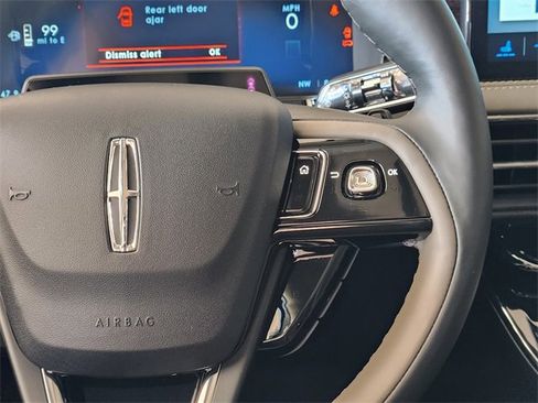 New 2026 Lincoln Corsair Reserve image 28