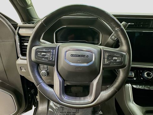 Used 2025 GMC Sierra 3500 Denali Ultimate AWD/4WD image 11