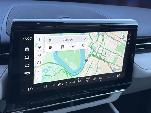 New 2026 Lincoln Nautilus Reserve image 4