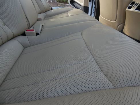 Used 2015 Hyundai Genesis 3.8 w/ Option Group 04 image 40