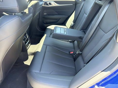 Used 2025 BMW i4 eDrive40 RWD image 11