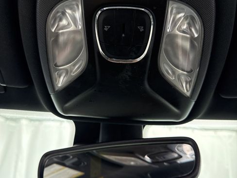 Used 2023 Jeep Compass Latitude image 25