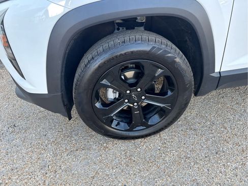 Used 2025 Chevrolet Equinox LT w/ Midnight Edition image 13