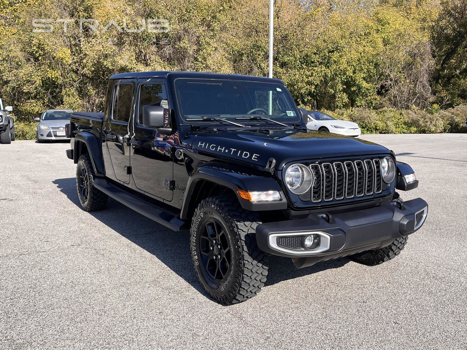Used 2025 Jeep Gladiator Sport AWD/4WD image 1