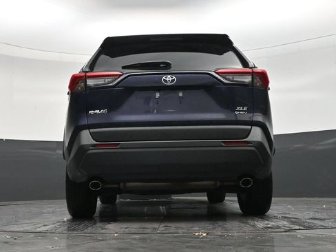 Used 2025 Toyota RAV4 XLE AWD/4WD image 23