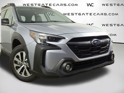 Used 2023 Subaru Outback Premium image 44