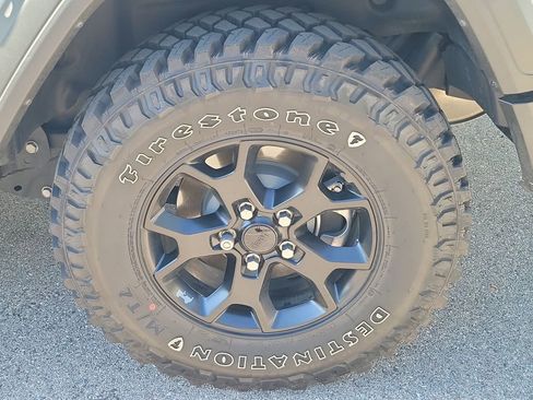 Used 2021 Jeep Wrangler Sport AWD/4WD image 12