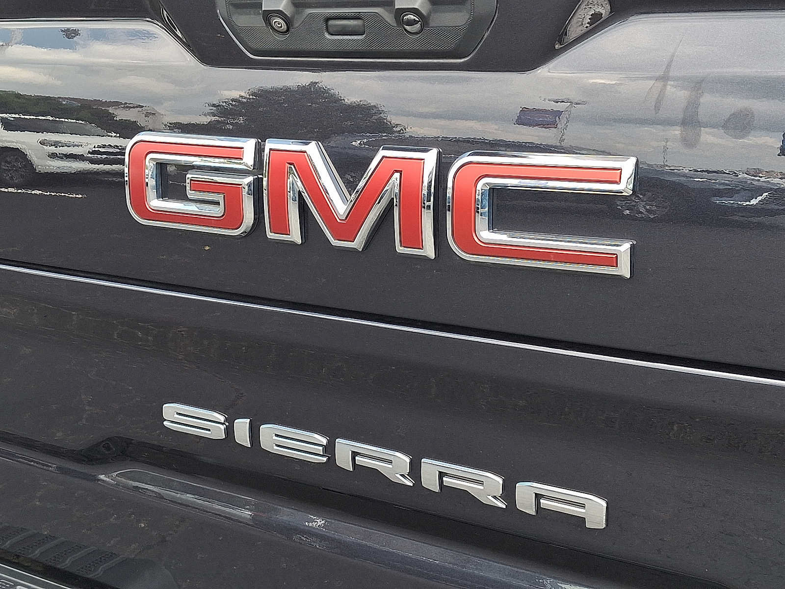 Used 2023 GMC Sierra 1500 SLT w/ SLT Premium Plus Package AWD/4WD image 29