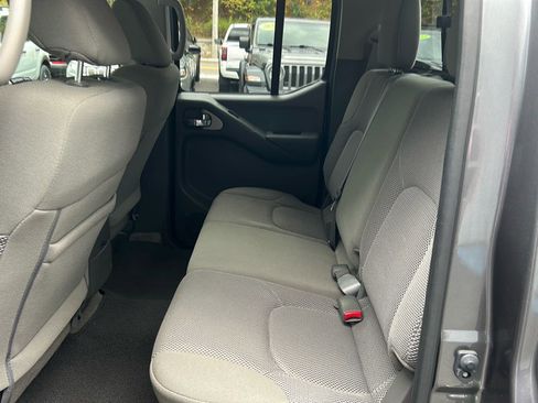 Used 2018 Nissan Frontier SV w/ Value Truck Package image 15