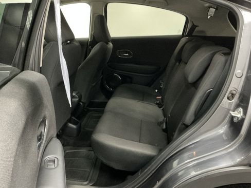 Used 2021 Honda HR-V EX image 18