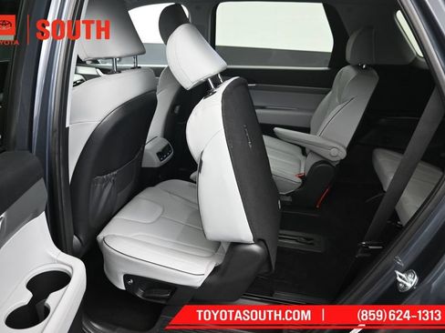 Used 2025 Hyundai Palisade SEL AWD/4WD image 29