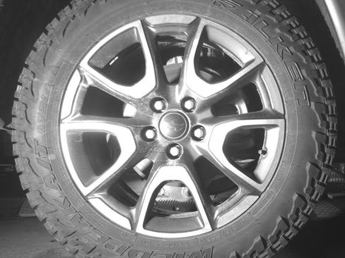 Used 2025 Jeep Compass Trailhawk image 15