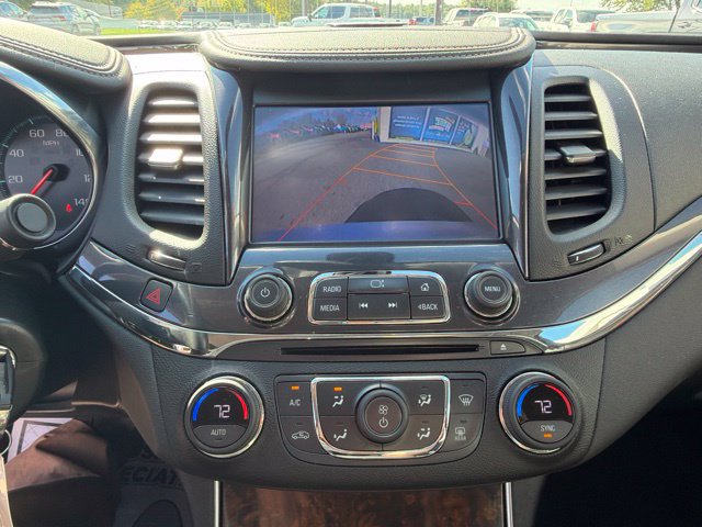 Used 2014 Chevrolet Impala LT w/ Convenience Package FWD image 18