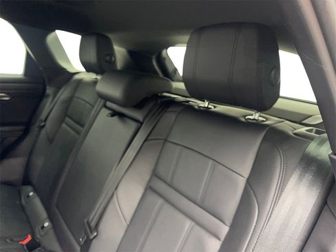 Used 2021 Land Rover Range Rover Evoque R-Dynamic SE image 34