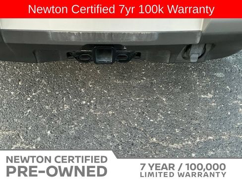 Used 2025 Nissan Pathfinder Platinum w/ Cargo Package FWD image 5