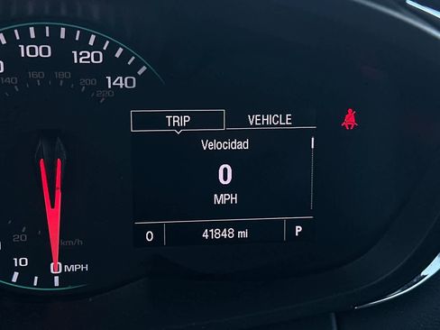 Used 2020 Chevrolet Trax LT w/ LT Convenience Package image 21