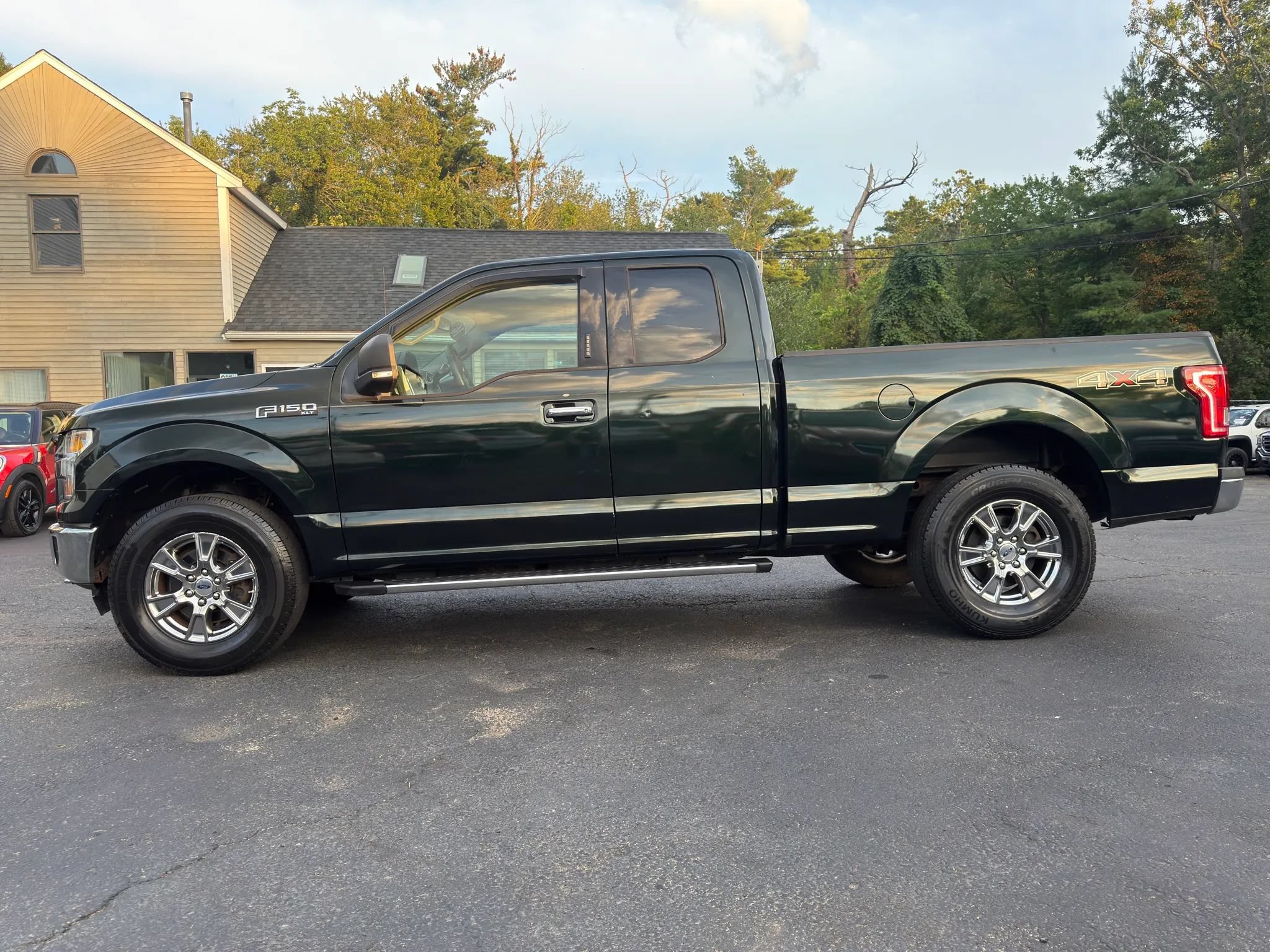 Used 2016 Ford F150 XLT w/ Equipment Group 301A Mid AWD/4WD image 4