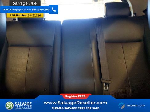 Used 2014 Nissan Juke SL AWD/4WD image 13
