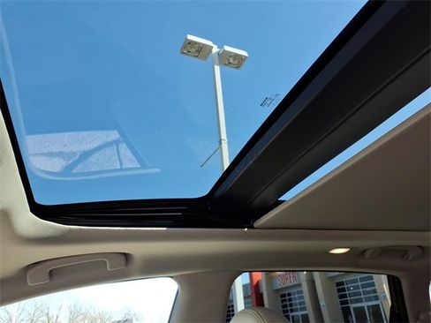 Certified 2024 Nissan Murano Platinum image 15